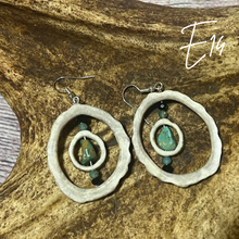 Load image into Gallery viewer, Elk Antler Earrings
