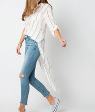 Load image into Gallery viewer, Woven Striped High-Low Shirt
